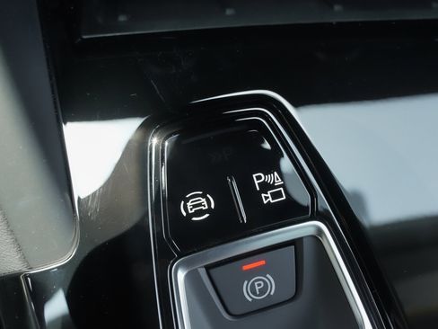 New 2025 Audi Q5 Premium Plus image 18