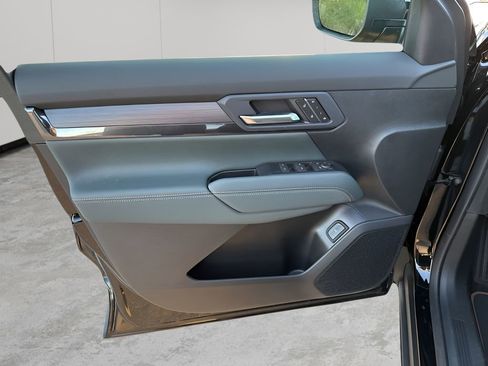 New 2026 GMC Terrain AT4 image 25