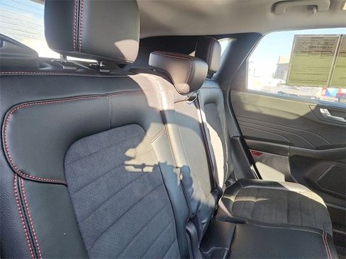 Certified 2022 Ford Escape SEL w/ SEL Stealth AWD Package image 29