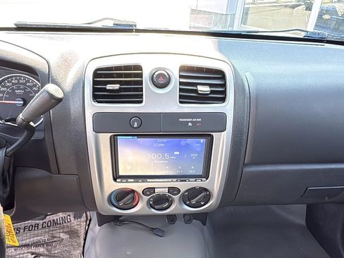 Used 2012 Chevrolet Colorado W/T RWD image 4