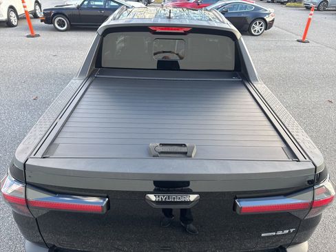 Certified 2024 Hyundai Santa Cruz Night image 10