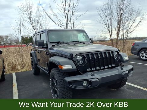 Used 2022 Jeep Wrangler Unlimited Sport image 2