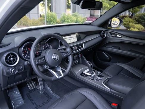 Used 2023 Alfa Romeo Stelvio Ti w/ Active Assist Plus Package AWD/4WD image 24
