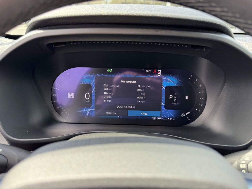 Certified 2024 Volvo XC40 B5 Plus w/ Protection Package Premier AWD/4WD image 23
