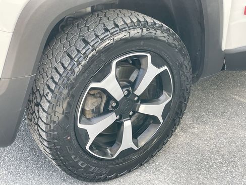 Used 2021 Jeep Renegade Trailhawk w/ Sun & Sound Group AWD/4WD image 26