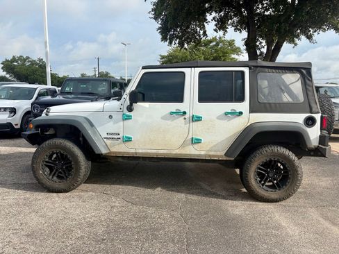 Used 2016 Jeep Wrangler Unlimited Sport AWD/4WD image 6