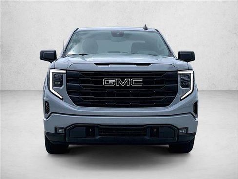 Used 2024 GMC Sierra 1500 Elevation RWD image 3