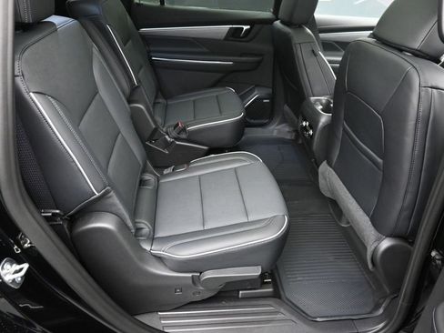 New 2026 Buick Enclave Preferred w/ Power Package image 8