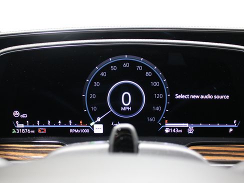 Certified 2024 Cadillac Escalade Premium Luxury w/ Performance Package AWD/4WD image 14