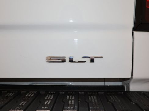 Used 2023 GMC Sierra 1500 SLT w/ SLT Premium Package image 38