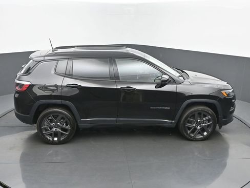 New 2026 Jeep Compass Limited image 43