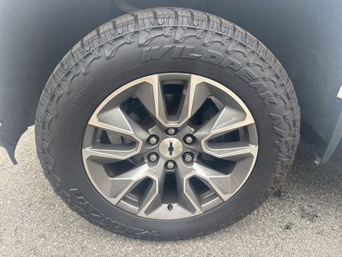 Used 2022 Chevrolet Silverado 1500 RST w/ Z71 Off-Road Package AWD/4WD image 10