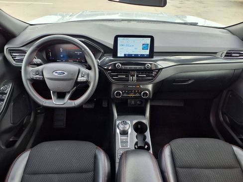 Used 2025 Ford Escape ST-Line AWD/4WD image 11