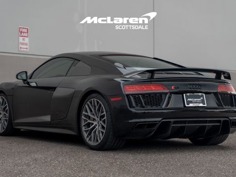 Used 2017 Audi R8 V10 plus image 5