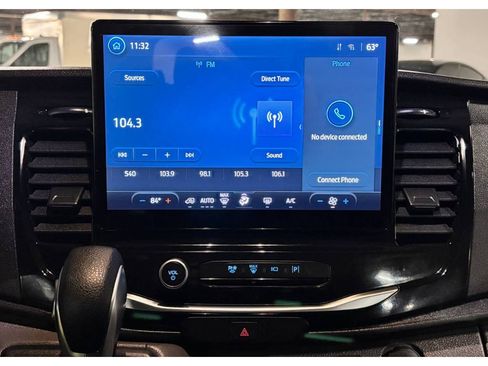 Used 2023 Ford Transit 350 XLT image 32