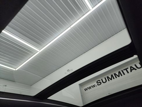 Used 2025 BMW X1 xDrive28i image 14