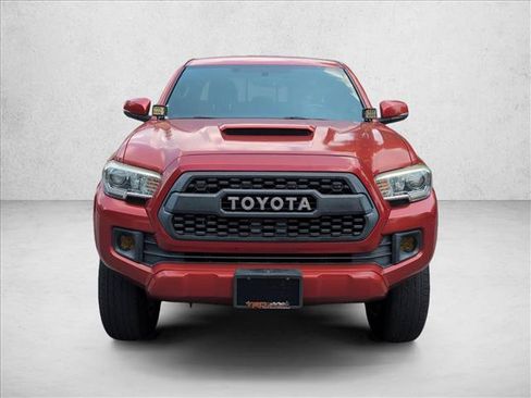 Used 2016 Toyota Tacoma TRD Sport w/ Towing Package AWD/4WD image 2
