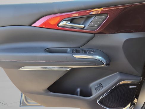 New 2026 Chevrolet Traverse RS w/ LPO, Floor Liner Package image 23