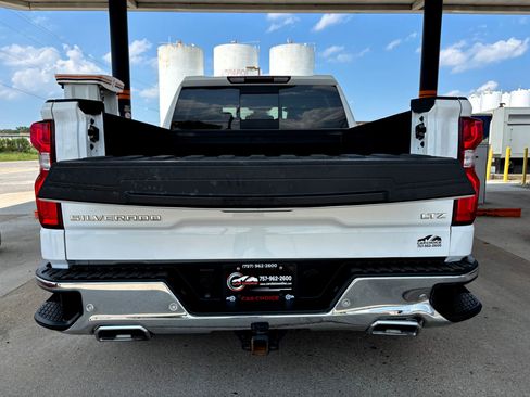 Used 2022 Chevrolet Silverado 1500 LTZ w/ LTZ Convenience Package II image 15