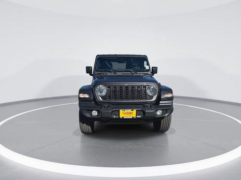 Used 2024 Jeep Wrangler Unlimited Sport AWD/4WD image 3