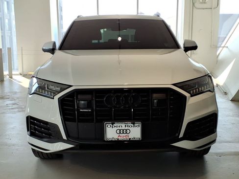 Used 2023 Audi Q7 2.0T Premium Plus w/ Premium Plus Package AWD/4WD image 2