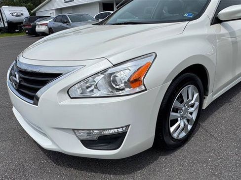 Used 2014 Nissan Altima 2.5 S FWD image 12