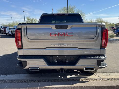 Used 2021 GMC Sierra 1500 Denali w/ Denali Ultimate Package image 4