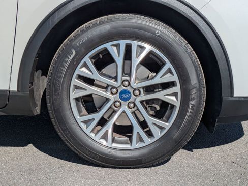 Certified 2022 Ford Escape SEL w/ Technology Package image 13