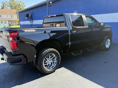 Used 2022 Chevrolet Silverado 1500 LT Trail Boss w/ Bed Protection Package image 21