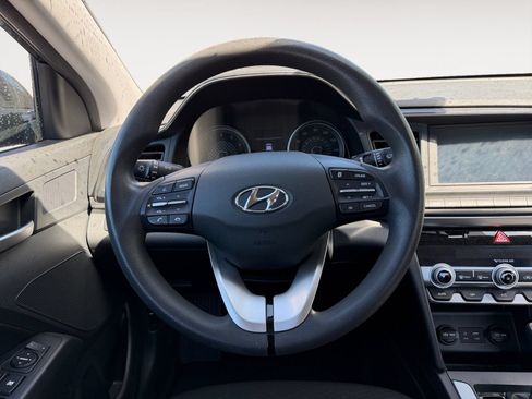 Used 2020 Hyundai Elantra SEL w/ Cargo Package (C1) FWD image 12