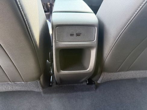 Used 2026 Chevrolet Trax LT w/ Sunroof Package FWD image 17