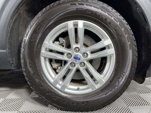 Used 2023 Ford Explorer XLT w/ Equipment Group 202A image 15