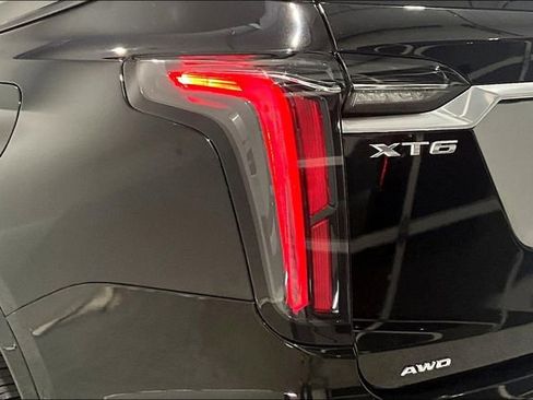 Used 2023 Cadillac XT6 Sport image 41