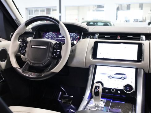 Used 2022 Land Rover Range Rover Sport SVR image 29