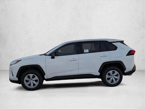 Used 2025 Toyota RAV4 LE image 5