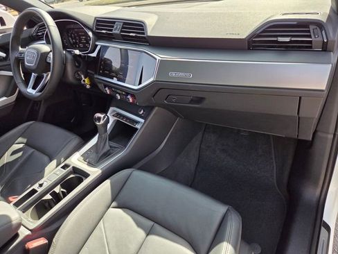 Used 2025 Audi Q3 2.0T Premium image 20