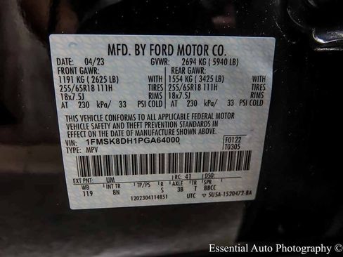 Certified 2023 Ford Explorer XLT w/ Class IV Trailer Tow Package AWD/4WD image 32