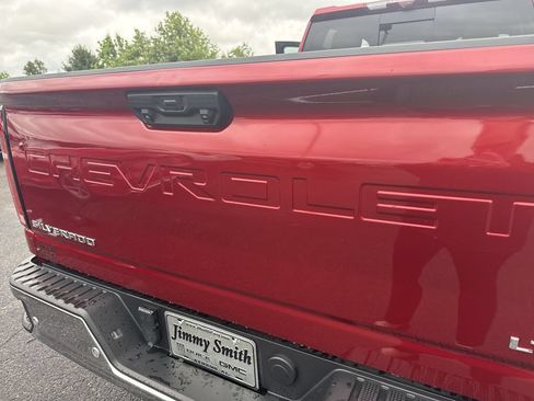 Certified 2025 Chevrolet Silverado 2500 LTZ w/ LTZ Premium Package AWD/4WD image 38
