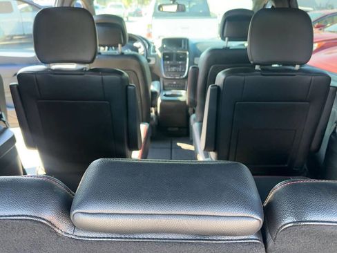 Used 2015 Dodge Grand Caravan R/T w/ Safety Sphere Group image 23