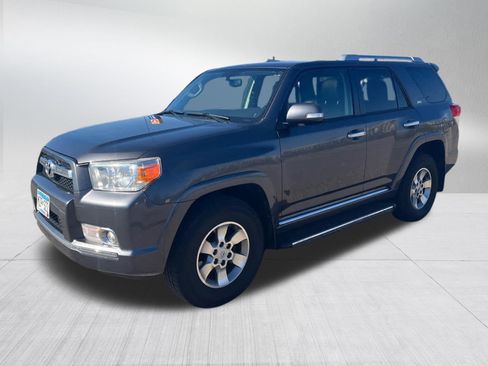 Used 2012 Toyota 4Runner SR5 w/ Premium Pkg AWD/4WD image 3