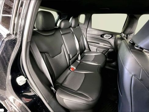 New 2026 Jeep Compass Latitude AWD/4WD image 10