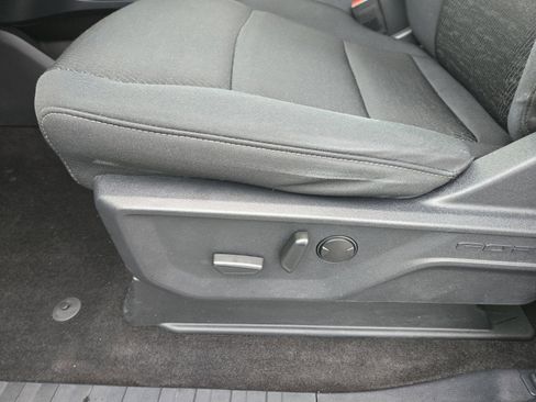 Used 2022 Ford F150 XLT w/ Equipment Group 302A High image 12