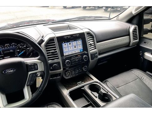 Used 2017 Ford F250 Lariat w/ Lariat Value Package AWD/4WD image 7