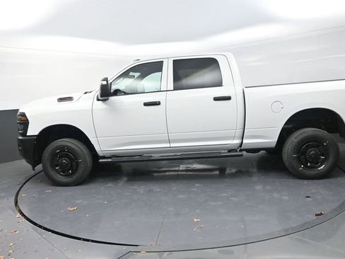 New 2026 RAM 2500 Tradesman AWD/4WD image 7
