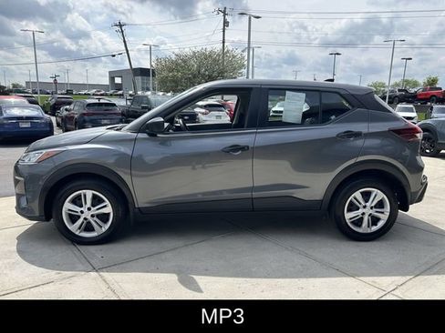 Used 2025 Nissan Kicks Play S FWD image 4
