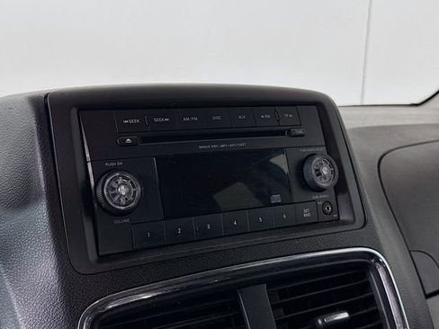Used 2012 Dodge Grand Caravan SXT FWD image 15