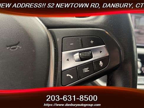 Used 2019 BMW 330i xDrive Sedan w/ Driving Assistance Package AWD/4WD image 22