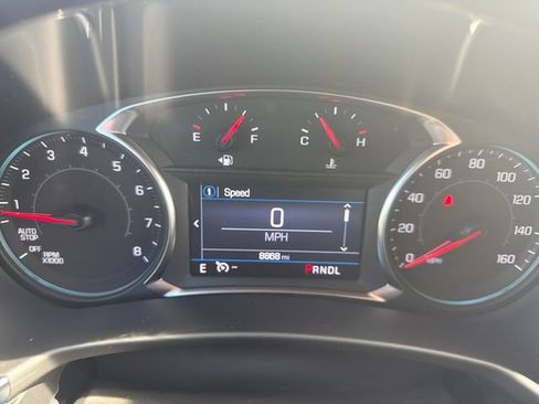 Used 2024 Chevrolet Equinox LT w/ LPO, Floor Liner Package AWD/4WD image 19