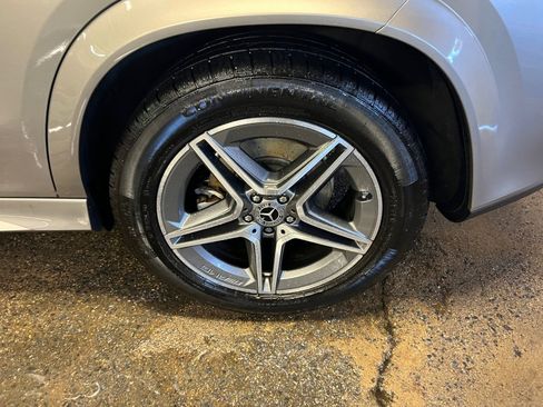 Used 2022 Mercedes-Benz GLE 350 4MATIC image 22