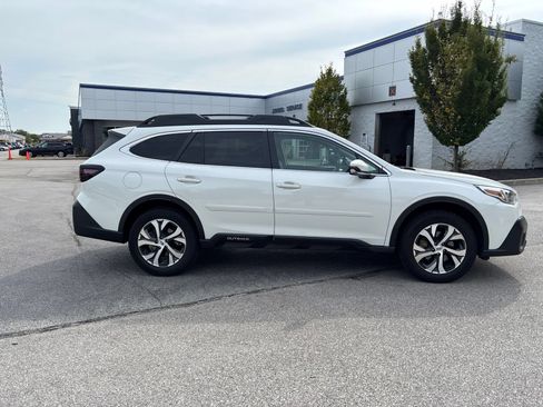 Used 2022 Subaru Outback Limited XT AWD/4WD image 11